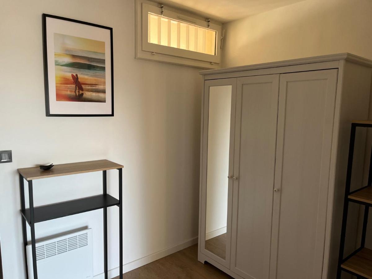 Appartement Hyeres - Costebelle Duplex Vue Mer Balcon Residence Privee Parking - Marie Caroline Exterior photo